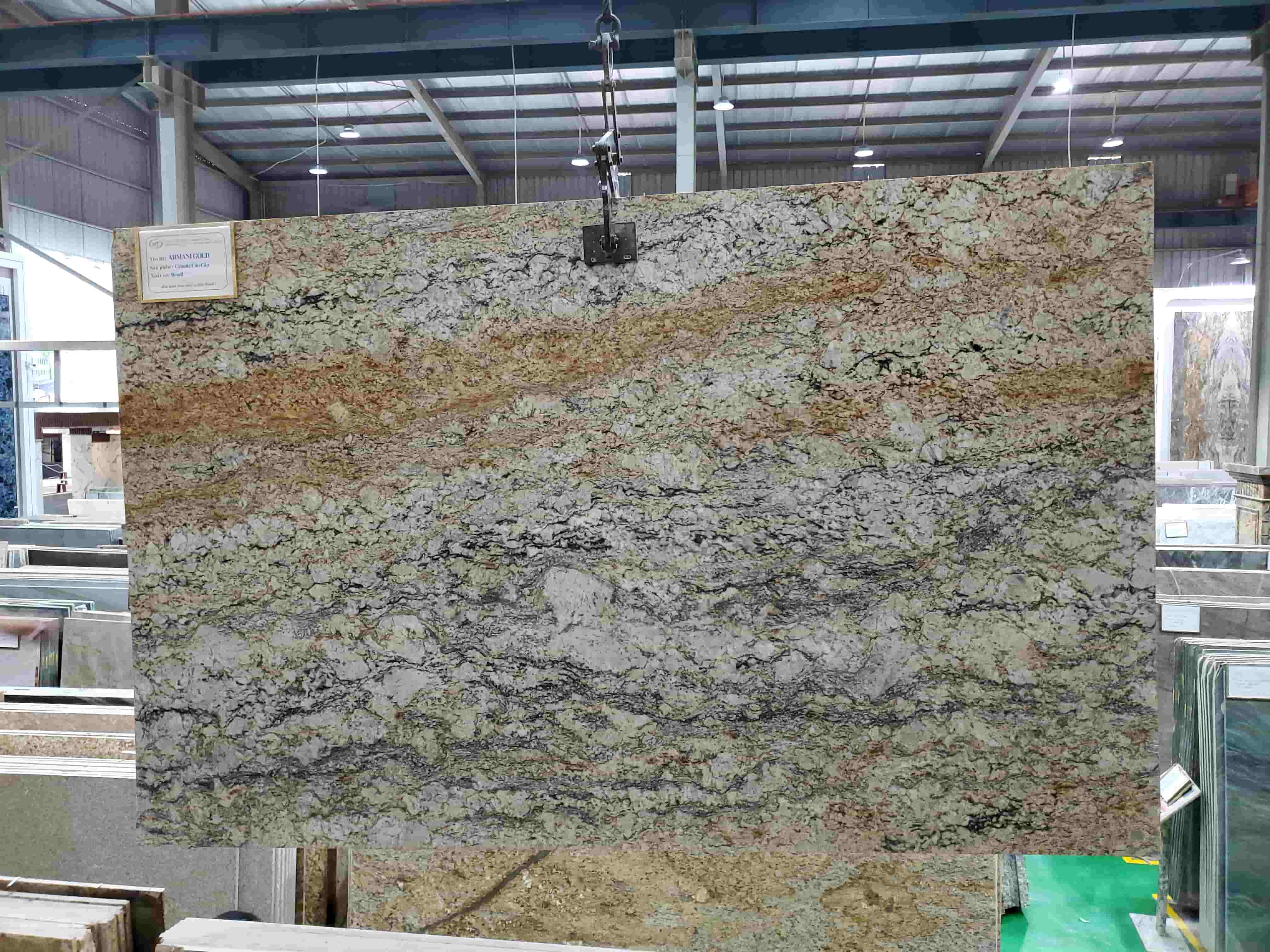 Đá granite Amani Gold (3)
