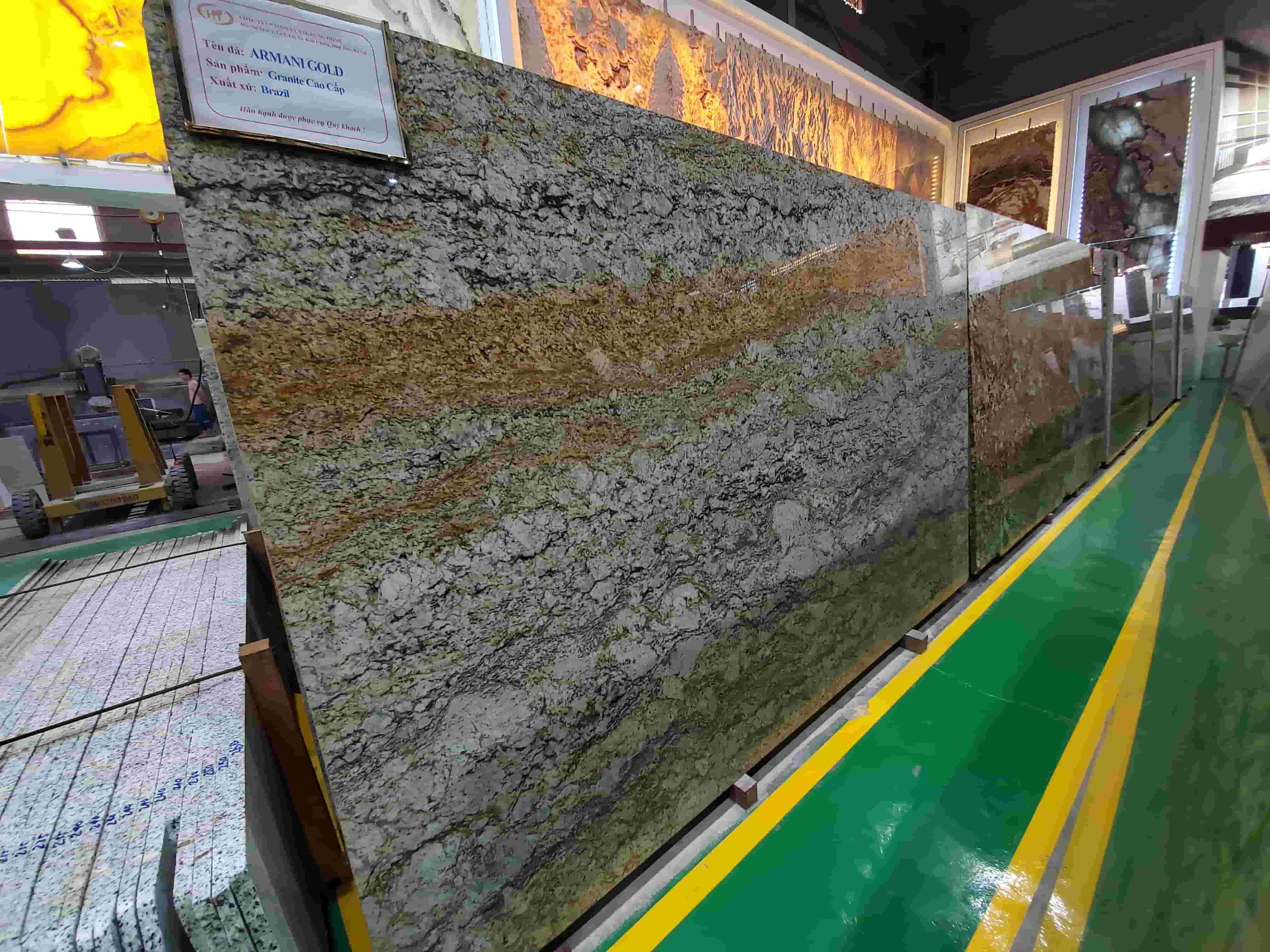 Đá granite Amani Gold (5)