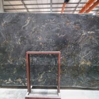 da-thach-anh-Magma-Black