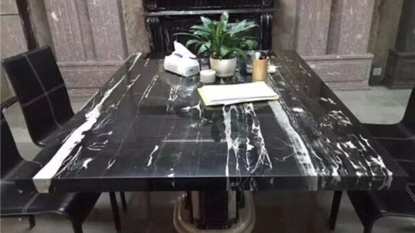 da-marble-den-van-may