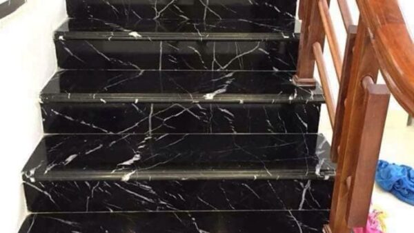 da-marble-den-van-may