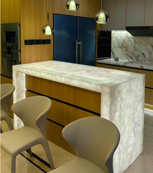 Nội thất nhà ở cao cấp sử dụng đá White Crystal làm điểm nhấn